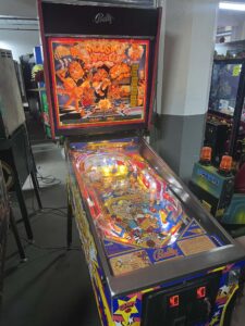 Mousin' Around (1989)