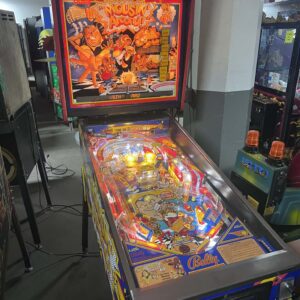 Mousin' Around (1989)